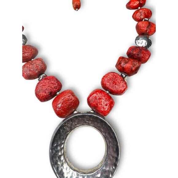 Silpada N1370 Sterling Silver Red Sponge Coral Hammered Circle Necklace - Picture 3 of 13